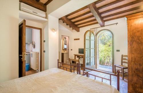 Montalcino House | Glicine Apartment Podere Giardino