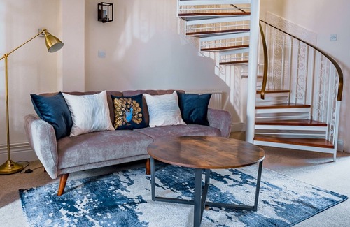 Cambridge House | Glisson House by condokeeper
