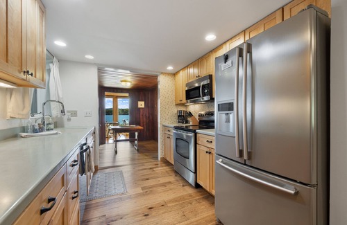 Laconia House | Glistening Waters On Lake Winnisquam