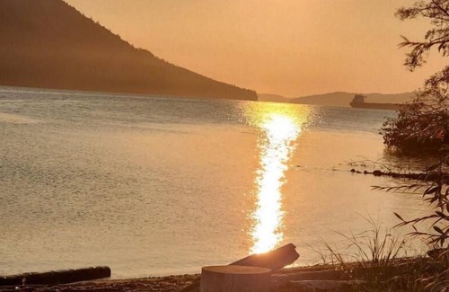 Cowichan Bay House | GLOBALSTAY. Paradice Marina Place