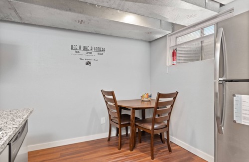 Central Colorado Springs House | Globetrotters Den-Basement Apt
