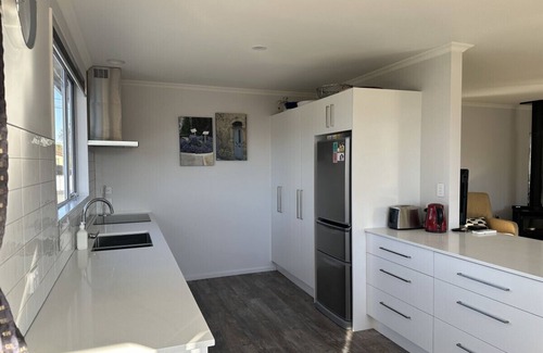 Twizel House | Glorious on Godley - TWIZEL