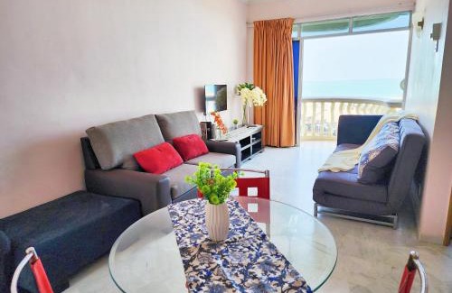 Taman Tun Sambanthan Apartment | Glory Beach Resort PD with Sea View