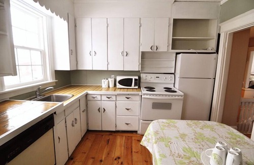 Moncton House | Glory Guest Suites, Downtown Moncton