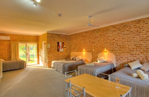 Gloucester Hotel | Gloucester Country Lodge