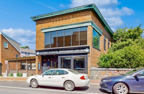 Gloucester Apartment | Gloucester Harbor Hideaway
