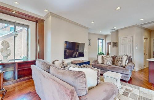 Gloucester Apartment | Gloucester Harbor Hideaway