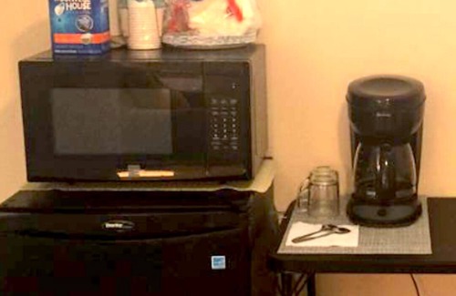 Gloucester Apartment | Gloucester Studio - Om Suite Om~ near Good Harbor Beach