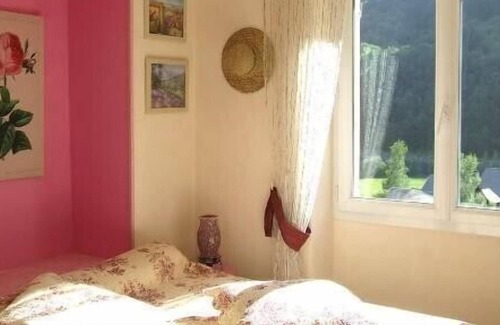Vaujany Ski Chalet | Go skiing to Vaujany and Alp d'Huez Isère 16p house