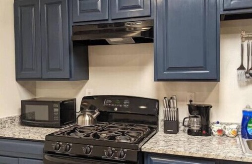 Timberwolf Apartment | GO! Stay in Central El Paso!nStay close to all!