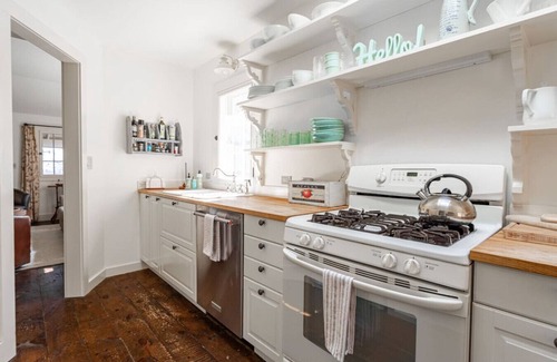 Saugerties House | Goat Hill Cottage 2BR, Heated Pool, Fire Pit, View