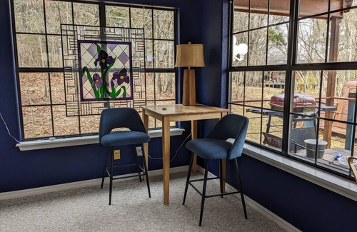 Eureka Springs Cabin | Goats! 85" TV, Nintendo, Billiard Table .Rest, Relax, Game On! Free 4th Night!