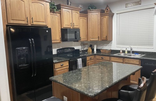 Gold Canyon House | Gold Canyon, Hot Tub, view of Superstition Mountains golfing, hiking, biking.