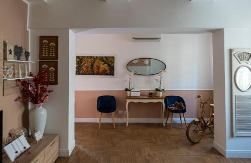 Ferrara Villa | Gold Maison
