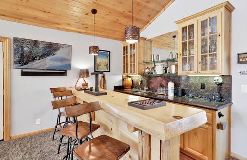 Eagle Mountain Estates Cabin | Gold Rush Lodge #2352