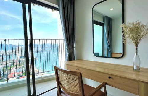 Tran Phu Beach Apartment | GoldCoast 3 Bedrooms Ocean View
