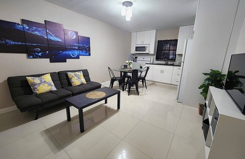 Golden Gate Apartment | Golden Apartment