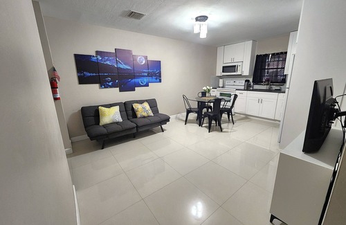 Golden Gate Apartment | Golden Apartment