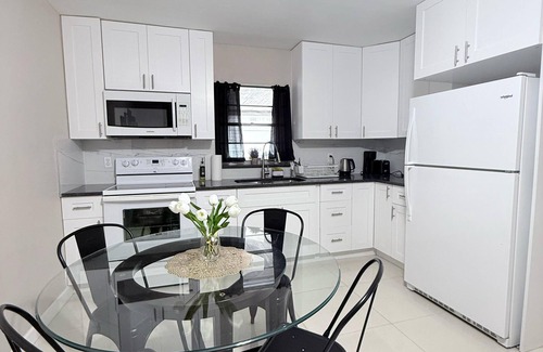 Golden Gate Apartment | Golden Apartment