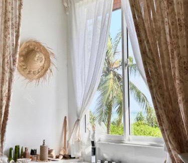 Ranna Hotel | Golden Beach Paradise