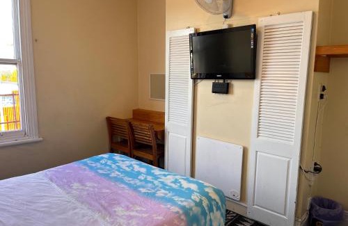 Waihi Hotel | Golden Cross Hotel