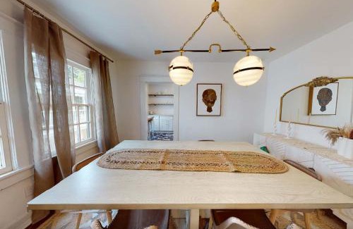 Inman Park Apartment | Golden Gazelle