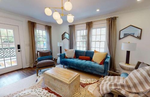 Inman Park Apartment | Golden Gazelle