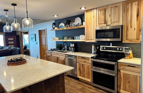Stone Lake Cabin | Golden Getaway - 40' from the sandy beach on LCO! New kitchen & living room.