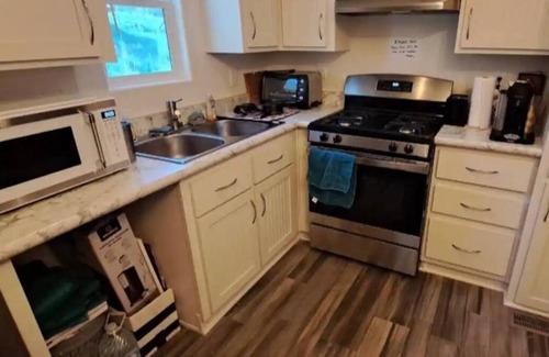 Golden Hills House | Golden Hills Arts and fun Housenn