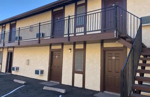 Tehachapi Hotel | Golden Hills Motel