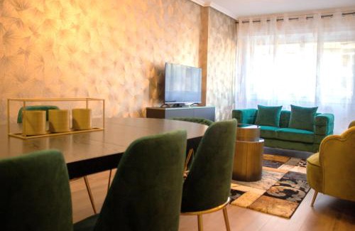 Ourense Apartment | Golden Home
