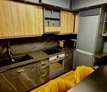 Ourense Apartment | Golden Home
