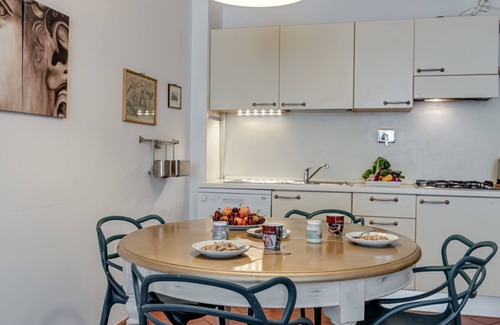 Oltrarno Apartment | Golden Jack - Sweet Dreams in Florence