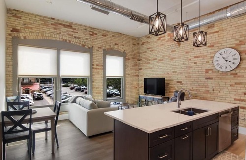 Traverse City House | Golden Lofts Unit 1 Downtown Traverse City 1BD 1BA