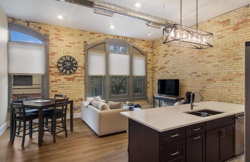Traverse City House | Golden Lofts Unit 4 Downtown Traverse City 2BD 2BA