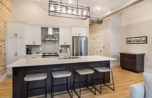 Traverse City Condo | Golden Lofts Unit 4 Downtown Traverse City 2BD/2BA