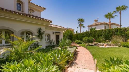 Marbella Villa | Golden Mile Villa Close to Beach