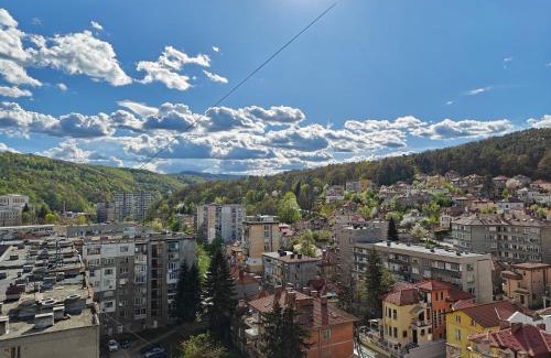 Gabrovo Apartment | Golden Mountains