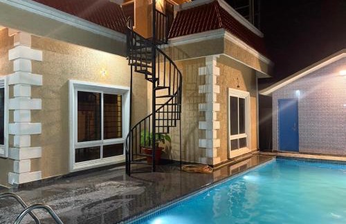 Chevella Villa | Golden Nest Farms 3BHK Private Pool by Homeyhuts