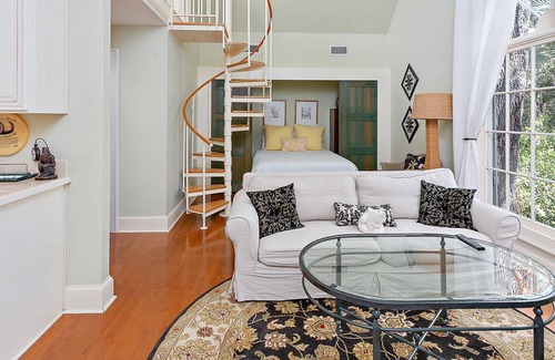 King City House | Golden Paradise - St Simons