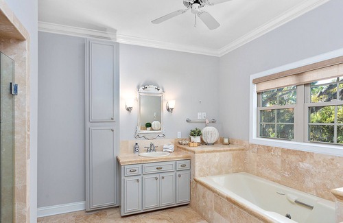 King City House | Golden Paradise - St Simons