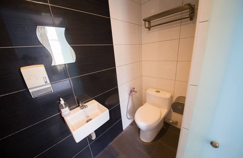 Sri Gading Hotel | Golden Pearl Hotel Near Universiti Tun Hussein Onn Malaysia UTHM