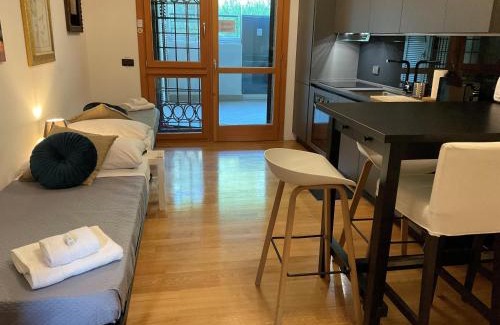 Aurelio Apartment | GOLDEN STAR APARTMENT near Vatican, Roma Aurelia