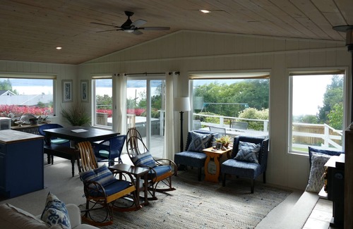 Lummi Island House | Golden Sunset/w Hot Tub & Beach and Free Standing "Mother In-Law" apartment