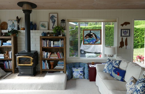 Lummi Island House | Golden Sunset/w Hot Tub & Beach and Free Standing "Mother In-Law" apartment