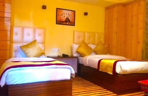 Lachung Hotel | Golden Tashi Gakhil