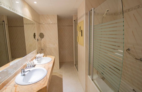 Pineda de Mar Hotel | Golden Taurus Aquapark Resort