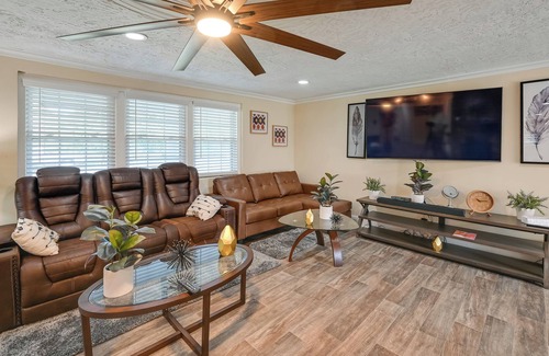 Goldsboro House | Goldsboro Vacation Rental w/ Large Backyard!