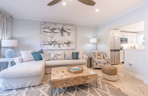 Sandestin House | Golf Cart 6-Seat ~ Lake Views ~ Community Pool ~ Patio ~ Gas Grill