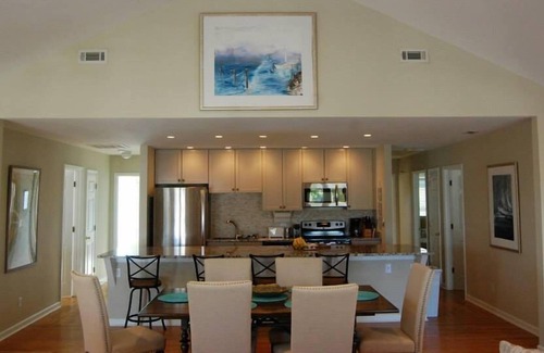Beachwalk House | Golf Cart included!!! Steps to the Beach